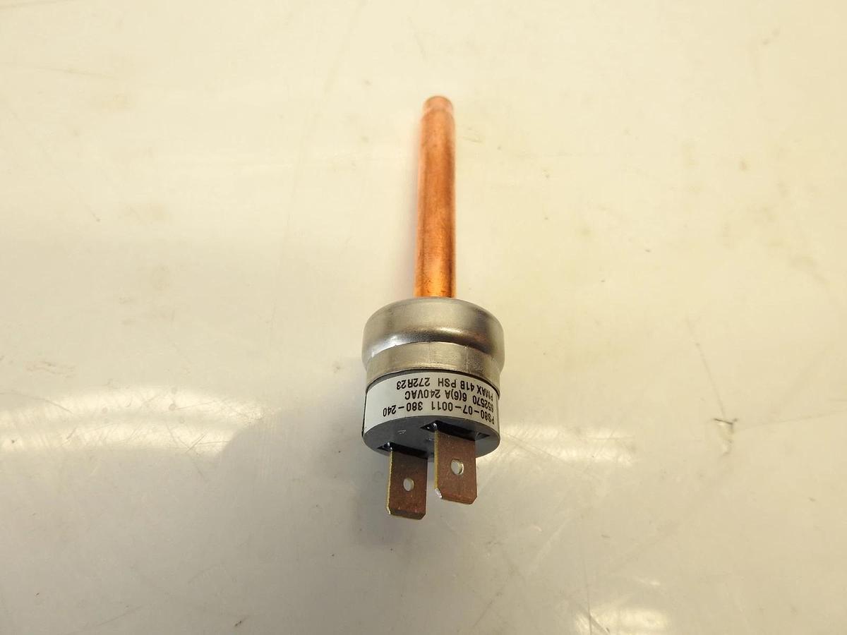 Lot Of 50 Sensata PS80 Industrial Pressure Switches PS80-07-0011