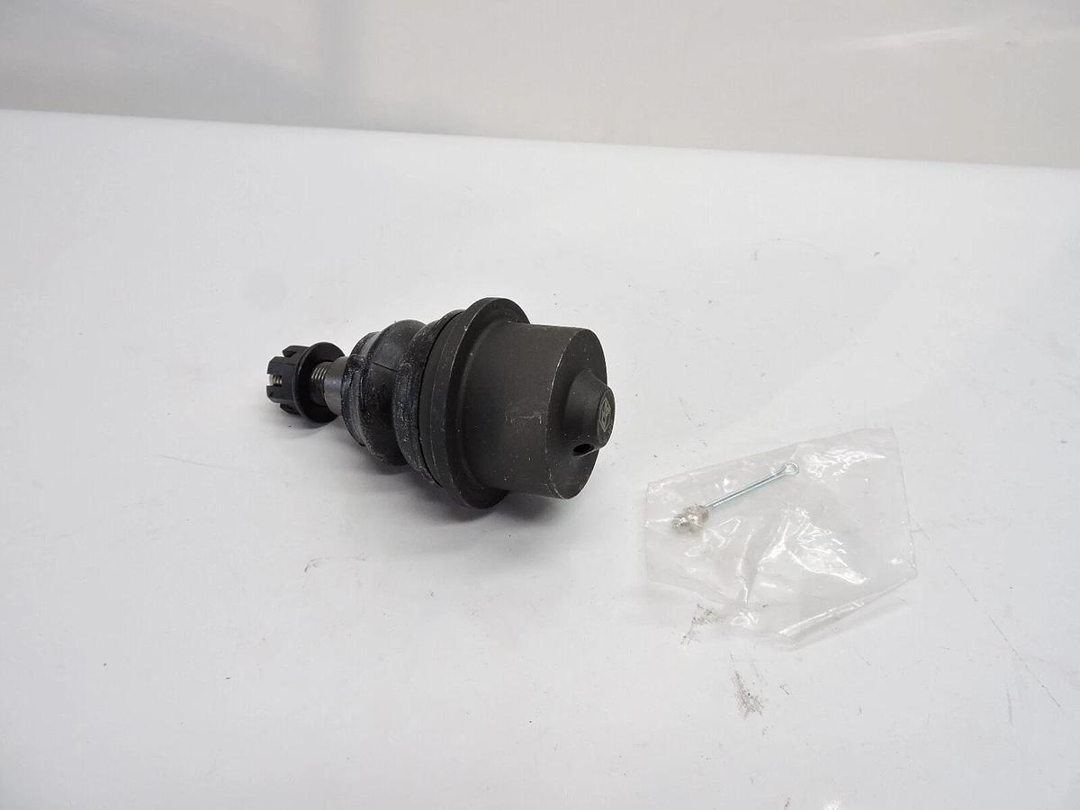 Kryptonite Lower Ball Joint (Stock Control Arm) FOR 2001-2010 CHEVY / GMC Truck