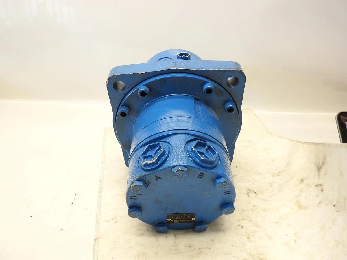 New Oem Genie Terex 51114GT MOTOR/BRAKE,21.2 CU.IN.,GS68