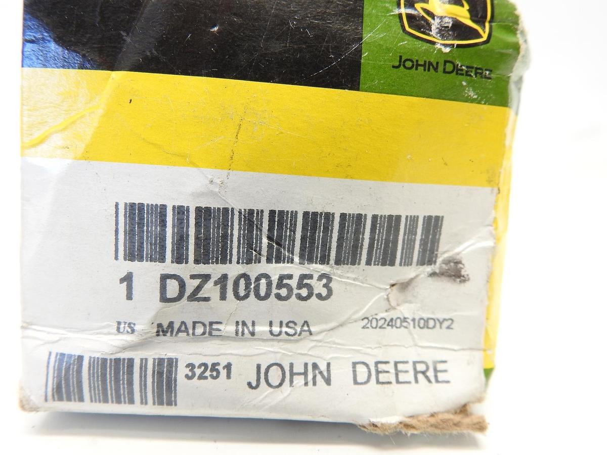 New Oem John Deere DZ100553 Thermostat S760 S770 T560 T660 T670 W650
