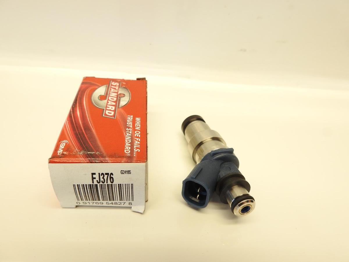 Standard Motor Products FJ376 Fuel Injector Injector Fits 95-00 Toyota Tacoma 2.