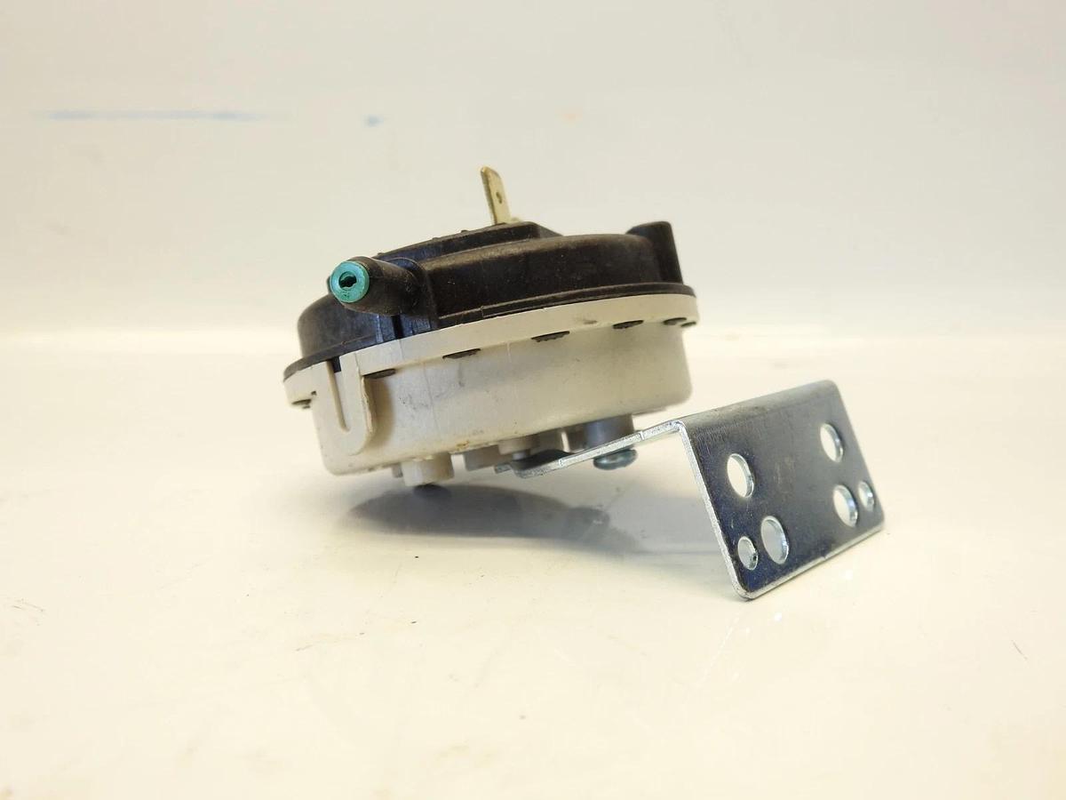 New Genuine A.O Smith 100187859 Blocked Outlet Switch 100085452 49001-4-0822