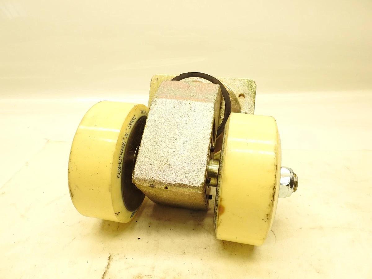 New Genuine Hyster 4187646 CASTER
