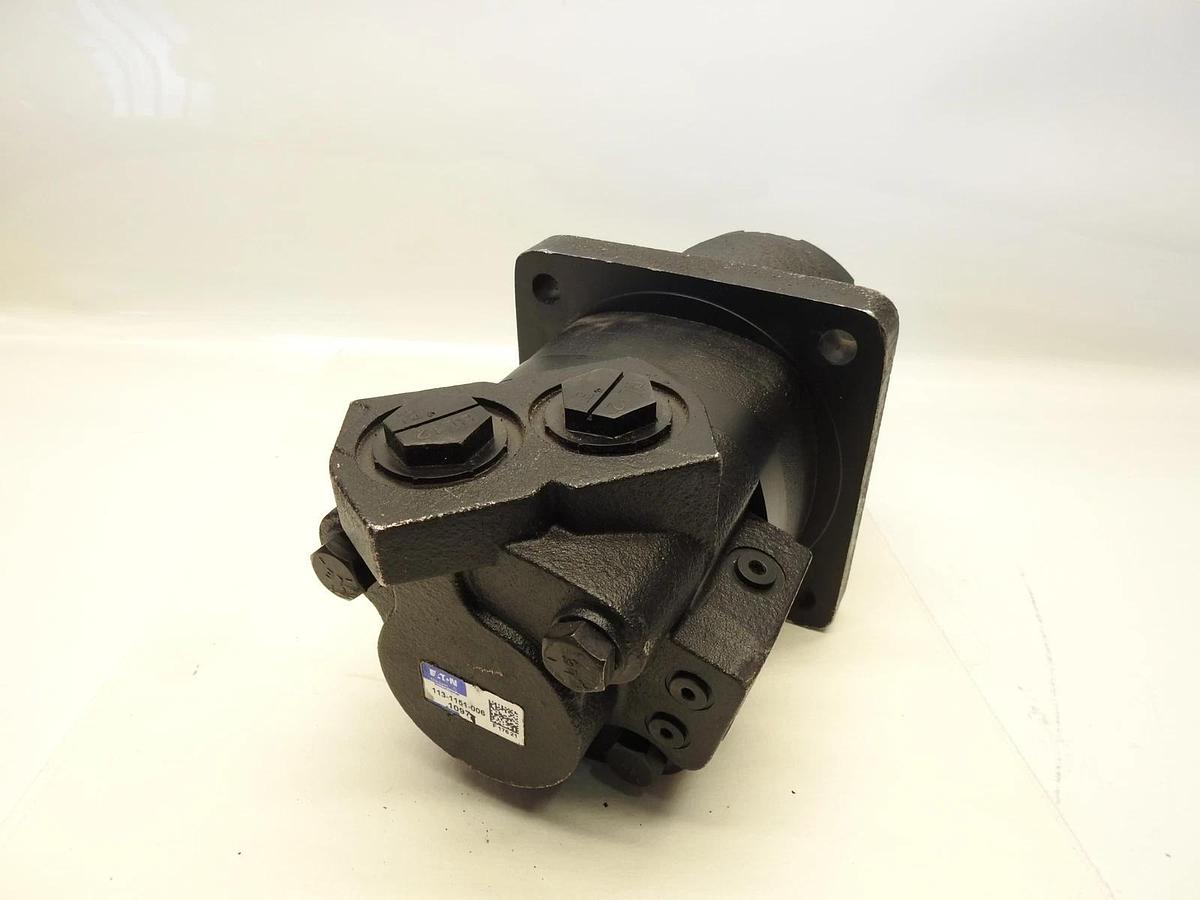 New OEM Eaton Char-Lynn 113-1151-006 / 113-1151 Hydraulic Motor