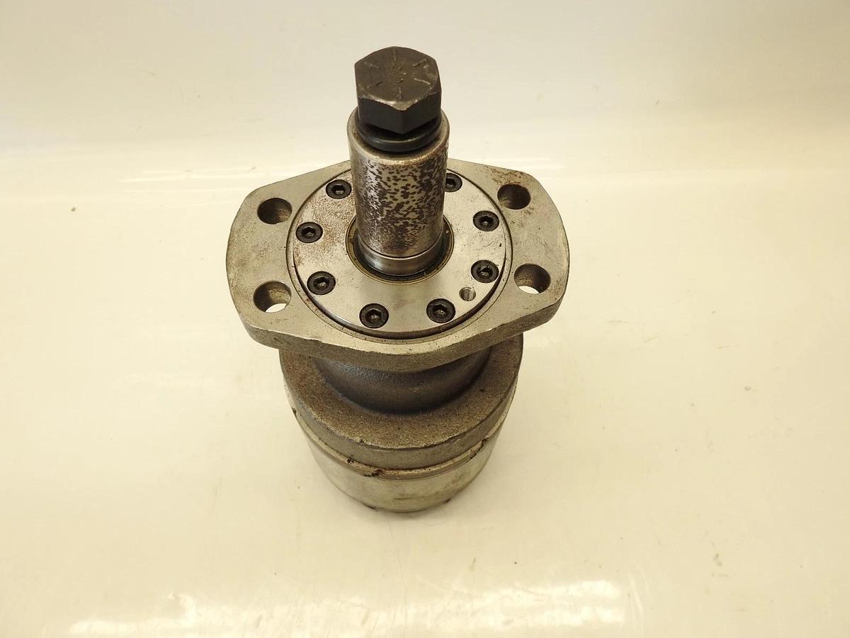 Oem Danfoss Roller Stator Hydraulic Motor 4 Bolt Flange Keyed Shaft