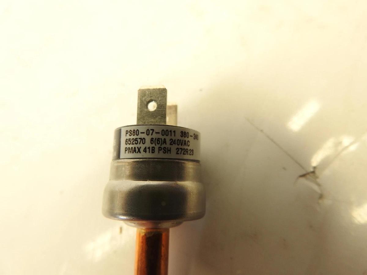 Lot Of 50 Sensata PS80 Industrial Pressure Switches PS80-07-0011