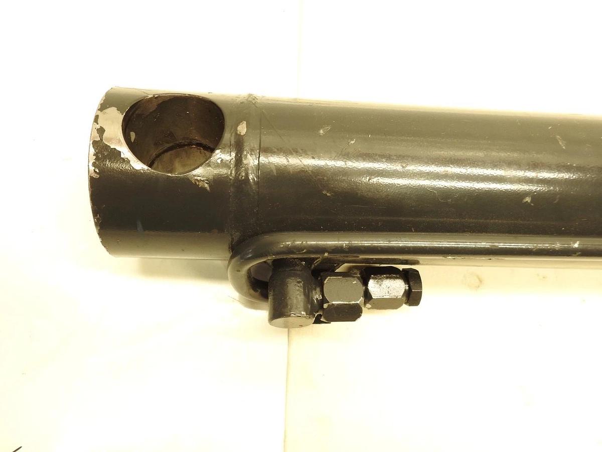 Genuine Bobcat Tilt Cylinder, Part Number 7208419, NEW