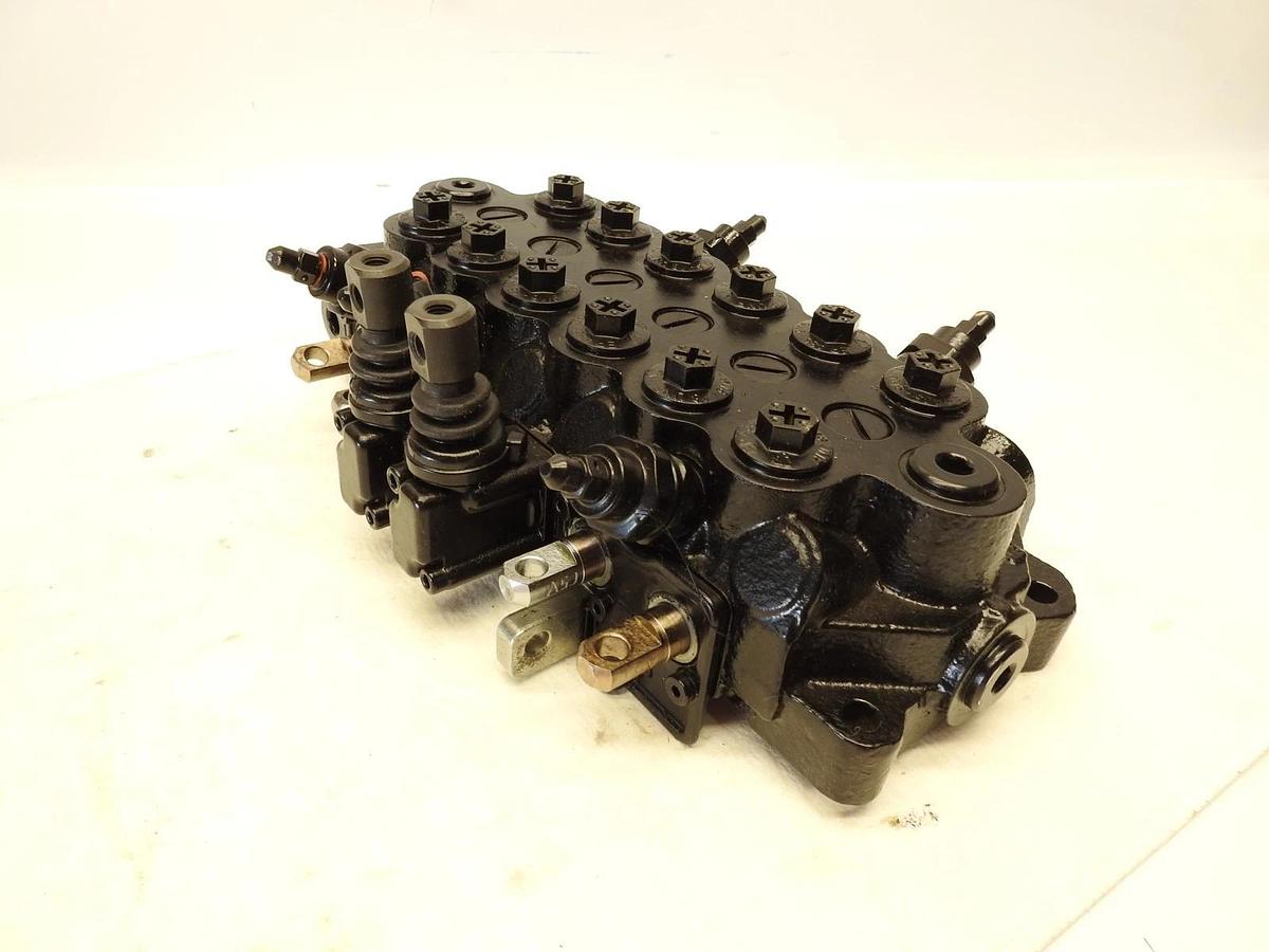Oem John Deere LVA22088  Backhoe Hydraulic Valve