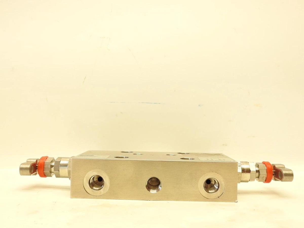 New Oem Parker Hannifin H Series 4 Valve Manifold HDS4CPBARB3/16 316SS-PTFE