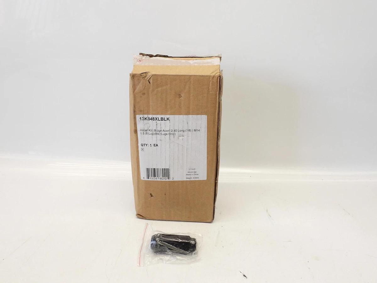 New Lug Pack - Bulge Acorn 2.40 Long (7/8) - M14 1.5 (8 Lug)(Blk)(Lugs Only)