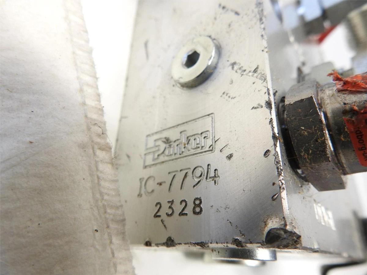 Oem Parker Hydraulic Valve Block