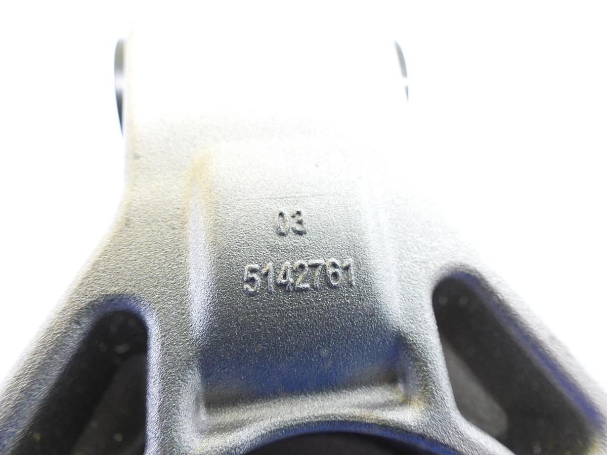 New Oem Cat 6I-6555: CORNER ADAPTER RIGHT HAND