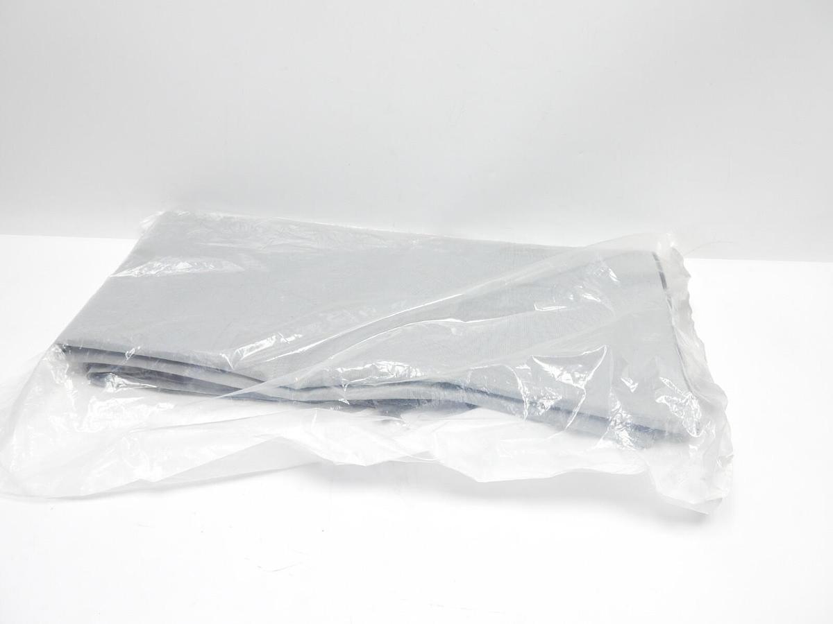 New ZB5700390082 COVER, BACK GREY IC 39" Hi-Back 42OZ One Piece
