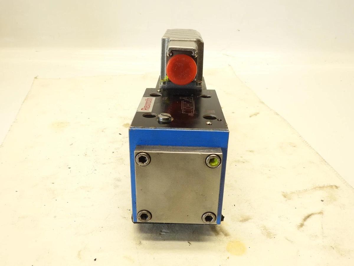 Genuine Rexroth 0811404803 Hydraulic Proportional Valve 4WRPEH-10-C4-B100L-20/G2