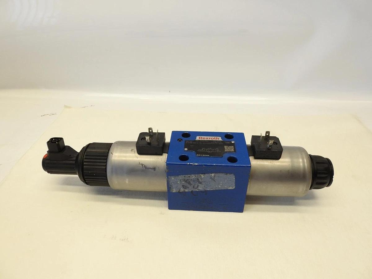 New Oem Rexroth R901071941 4WRE10E3-75-2X/G24K4/V-660 Hydraulic Proportional Dir