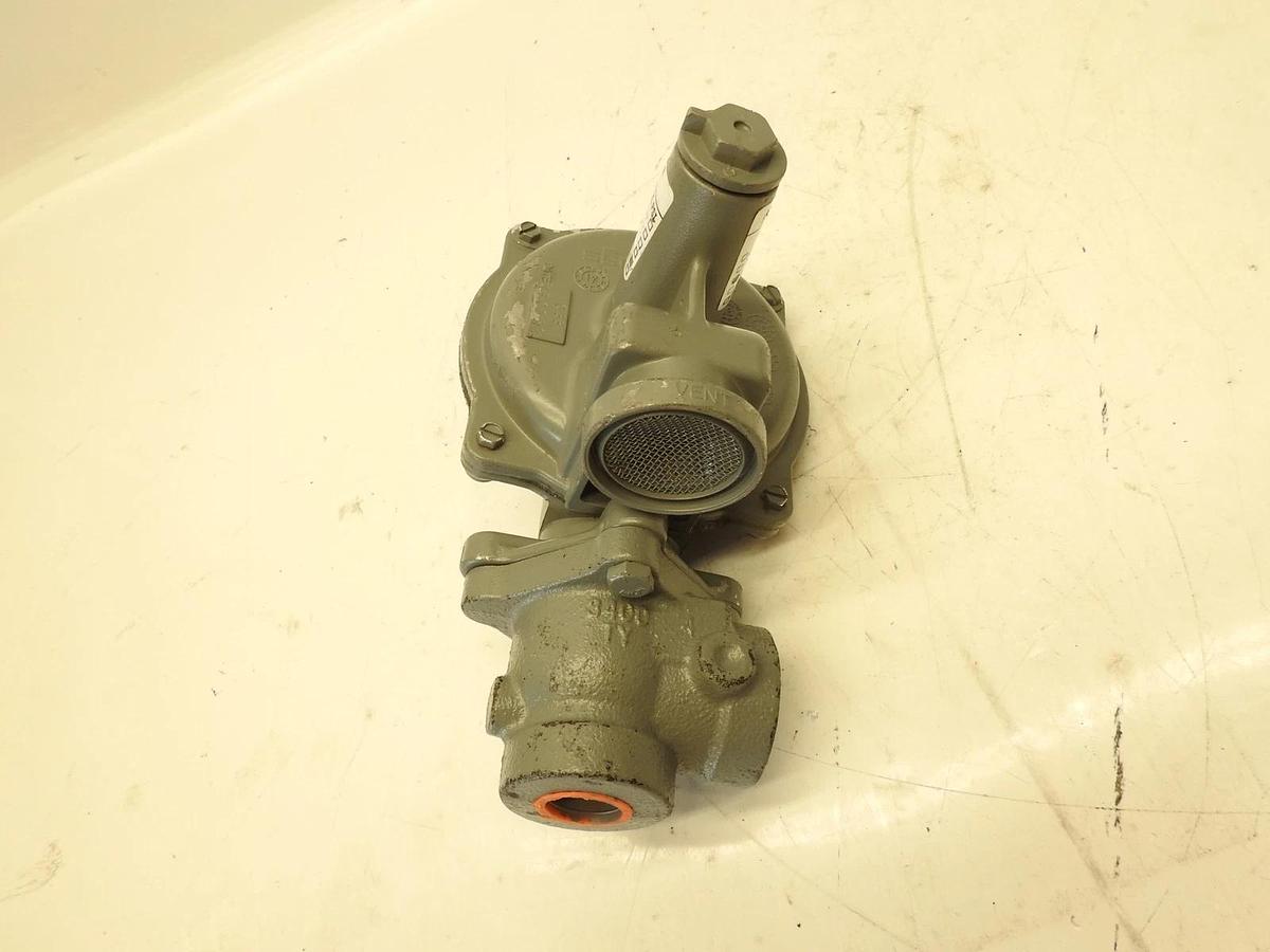 SENSUS 496-20-3/16  496 3/16 125 PSI Gas regulator