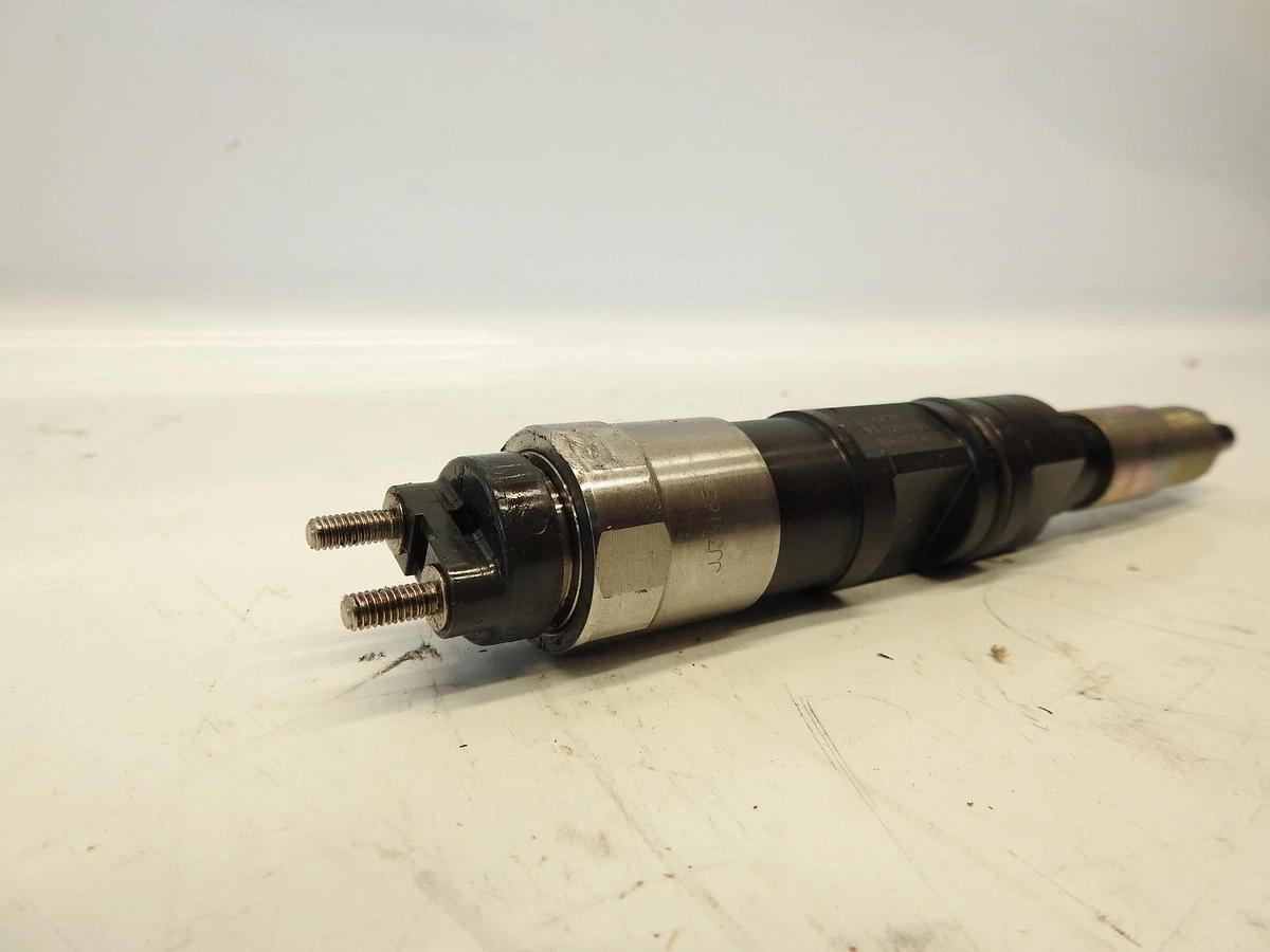 John Deere 6090 HT002 Diesel Engine Fuel Injector RE529151 Excavator 350GLC