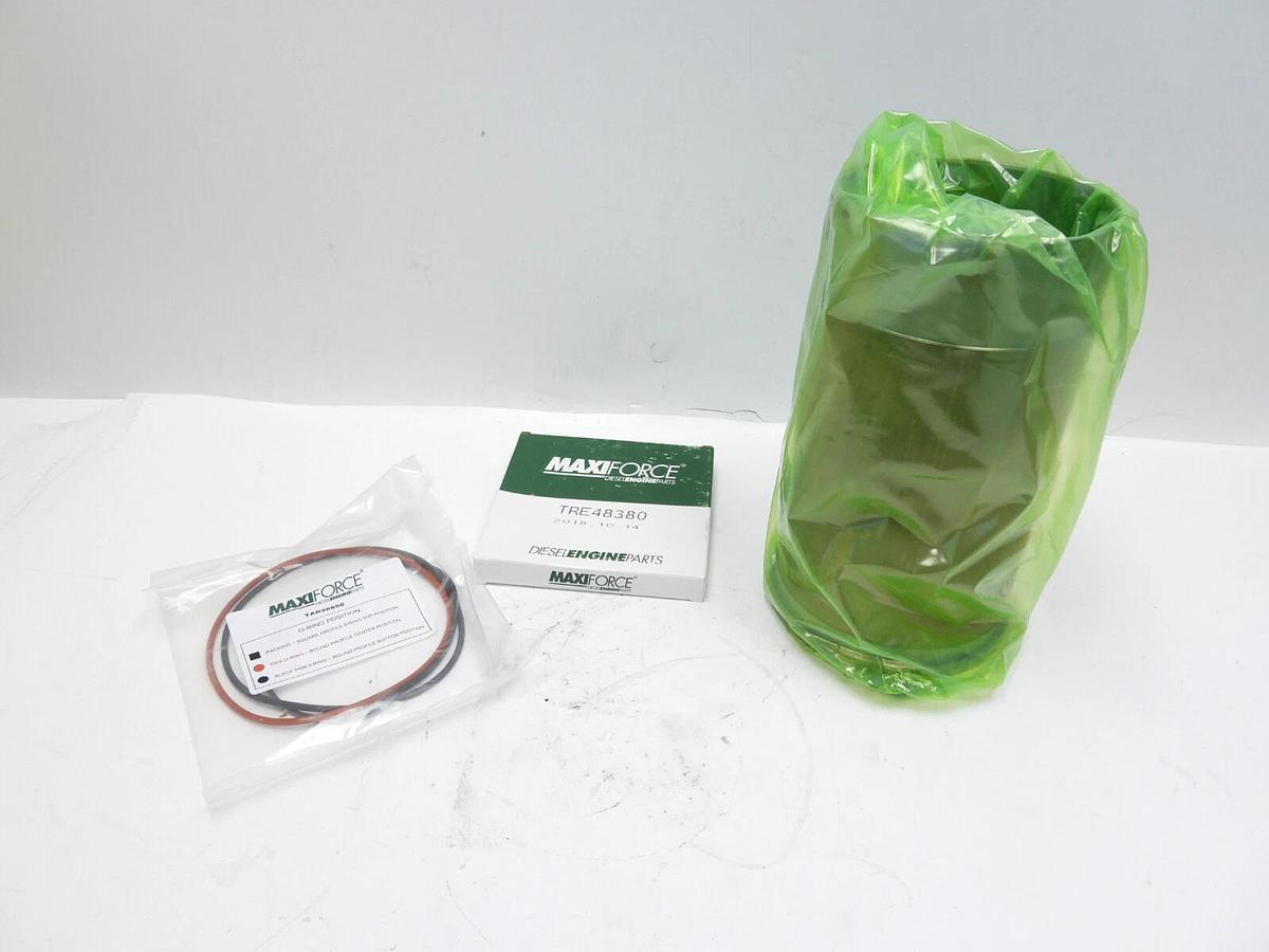 New John Deere Cylinder Kit Low Ring - TRE60297