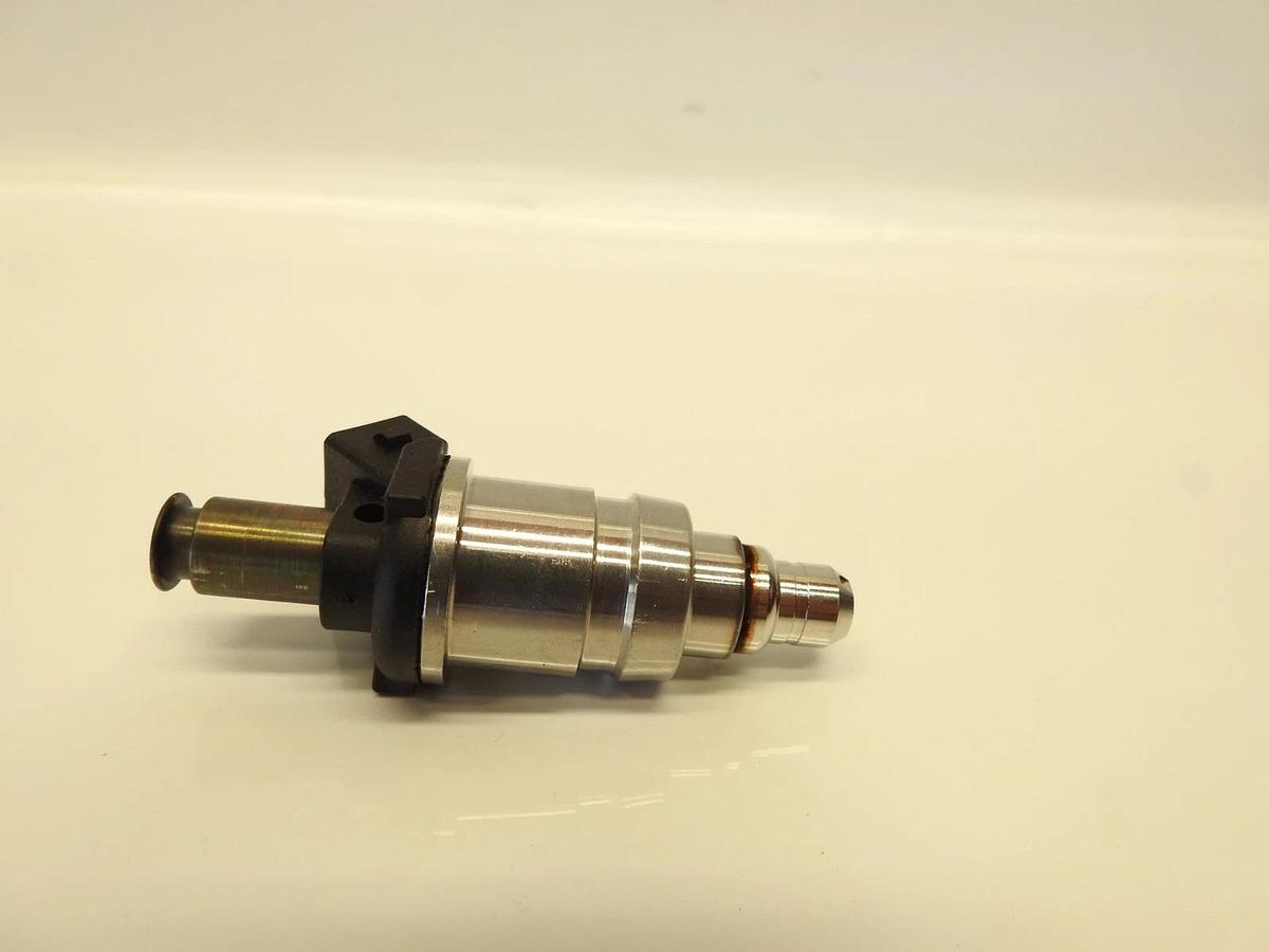 Standard Motor Products FJ267 Fuel Injector For 1985-1997 Acura Honda Accord 2.2
