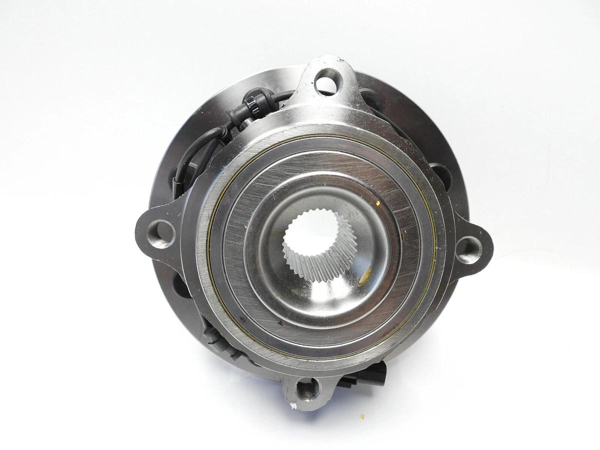 4WD 8-Lug Front Wheel Hub Bearing 2012 2013 Ram 2500 3500-515148