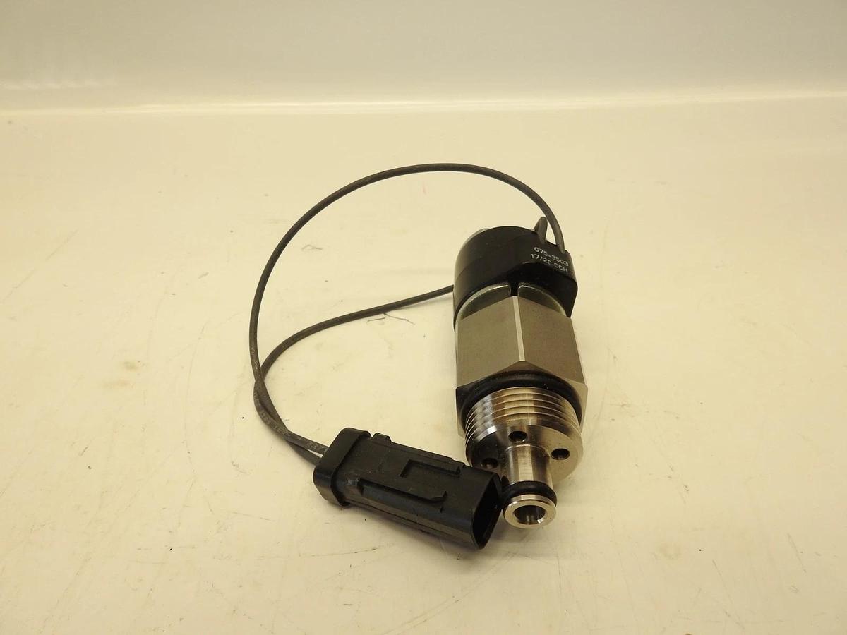 Genuine Parker 477-0474 7121Z040X3 Solenoid Valve