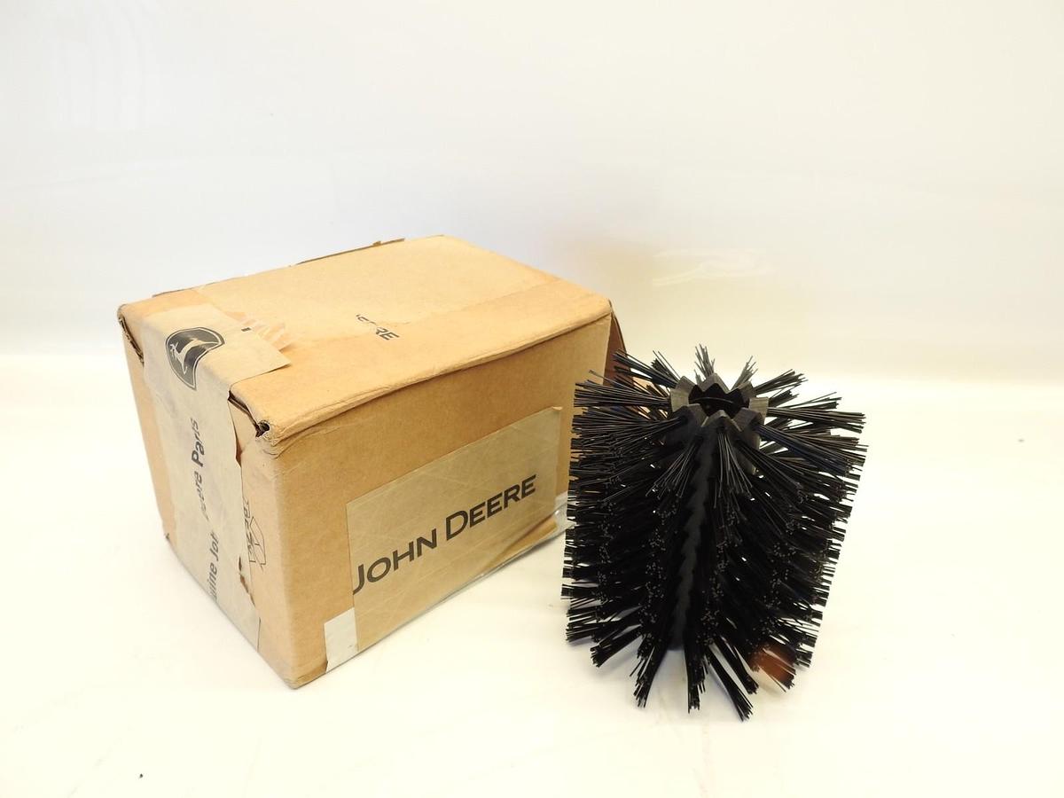 New Oem John Deere Z70910 Rotary Radiator Screen Brush