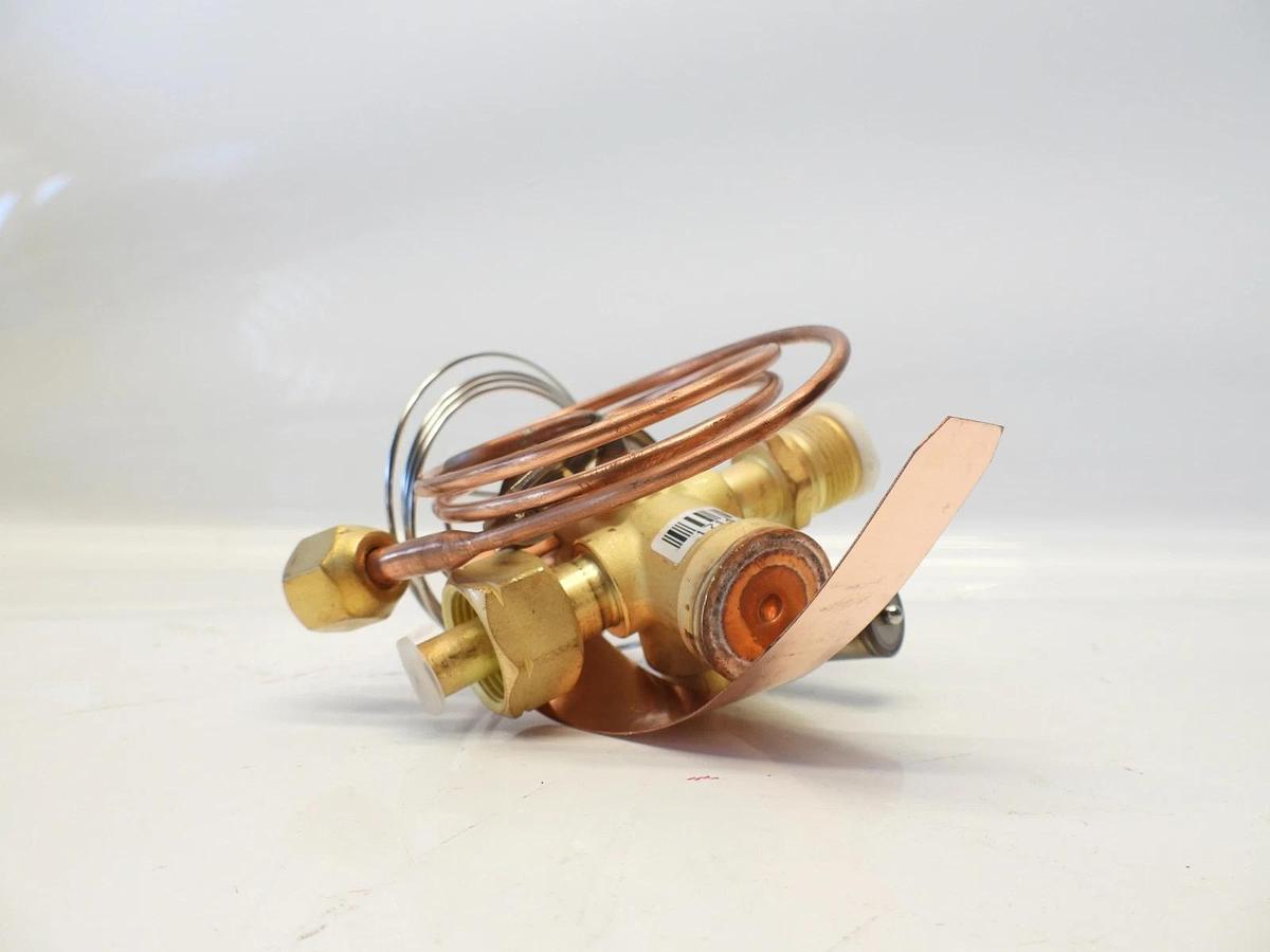 New Oem Danfoss X3-3 Thermal Expansion Valve,4044  TR 6, R22/R407C 067/U3114