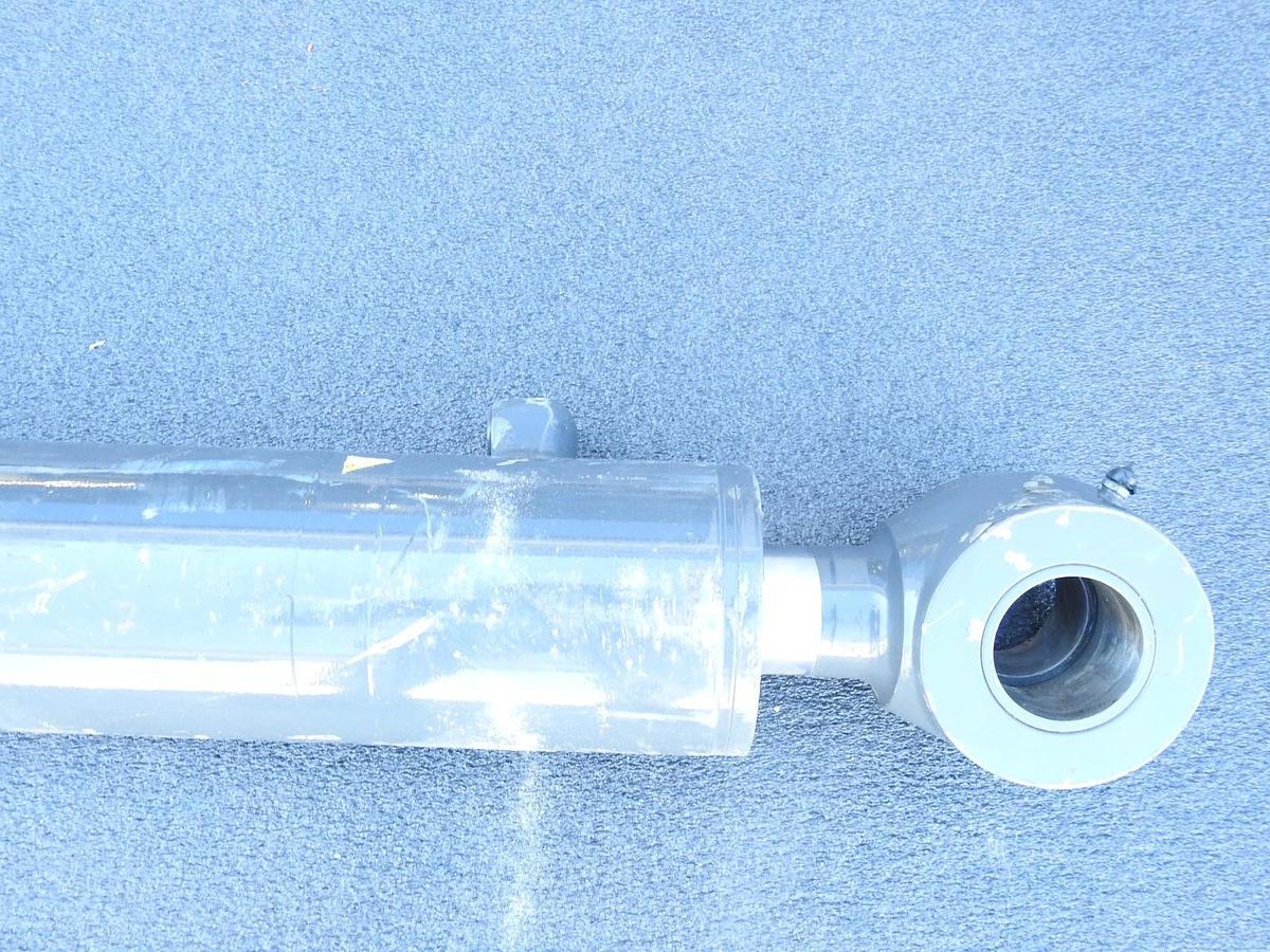 Oem Case IH 90472384R - REMAN-HYD CYLINDER - CASE IH