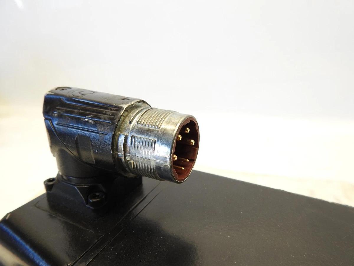 New Oem Allen-Bradley VPL-B1306F-CK12AA Servo Motor,Low Inertia,480V AC,130mm