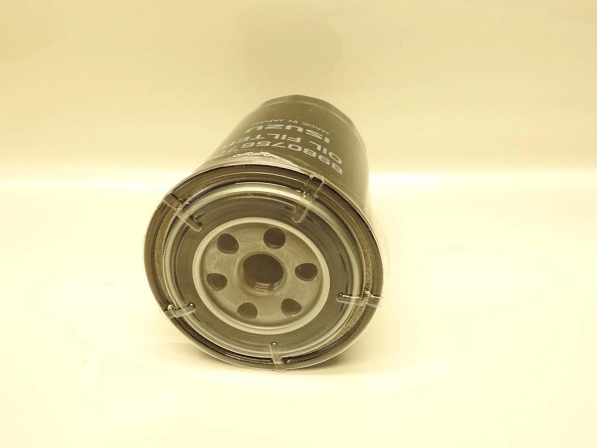 Genuine OEM Isuzu Oil Filter 8-98075676-1 8980756761