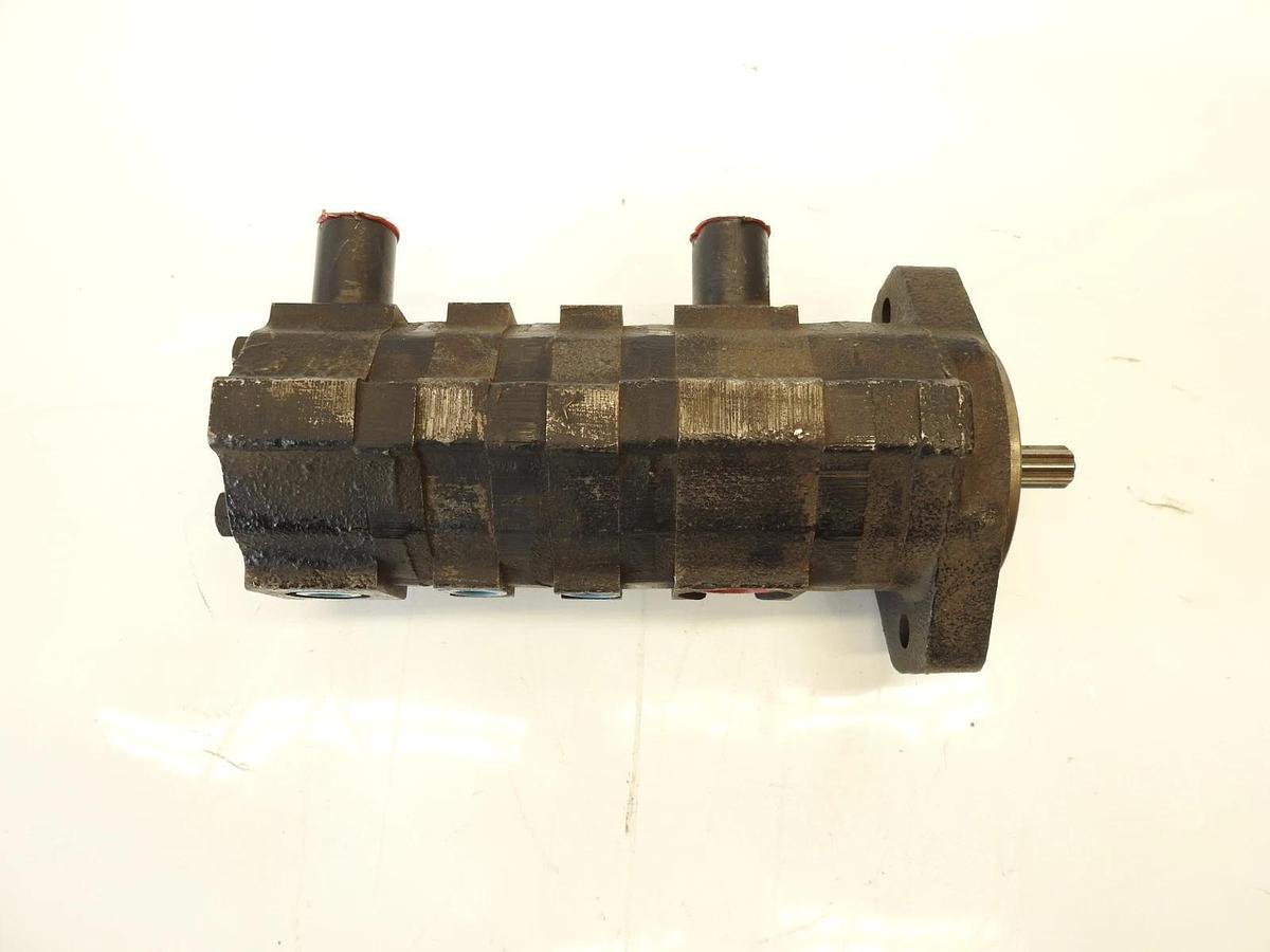 New Oem Jacobsen Webster 49914-2 4 Section Hydraulic Pump 15149916