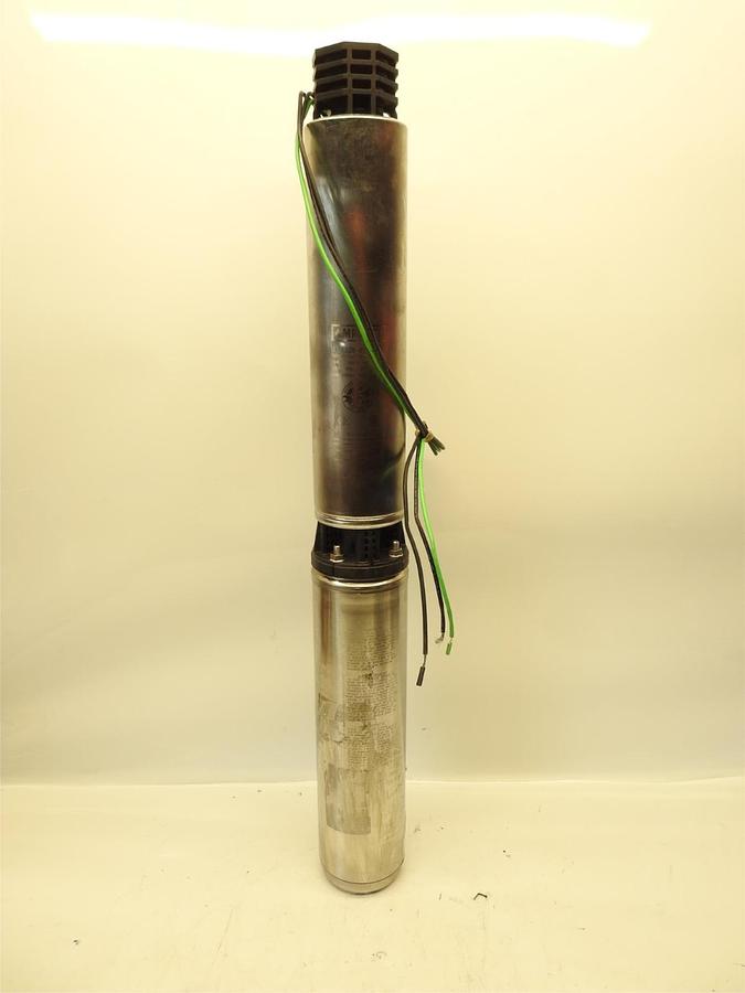 New Pentair 123326 Master Plumber 1 HP Submersible Well Pump