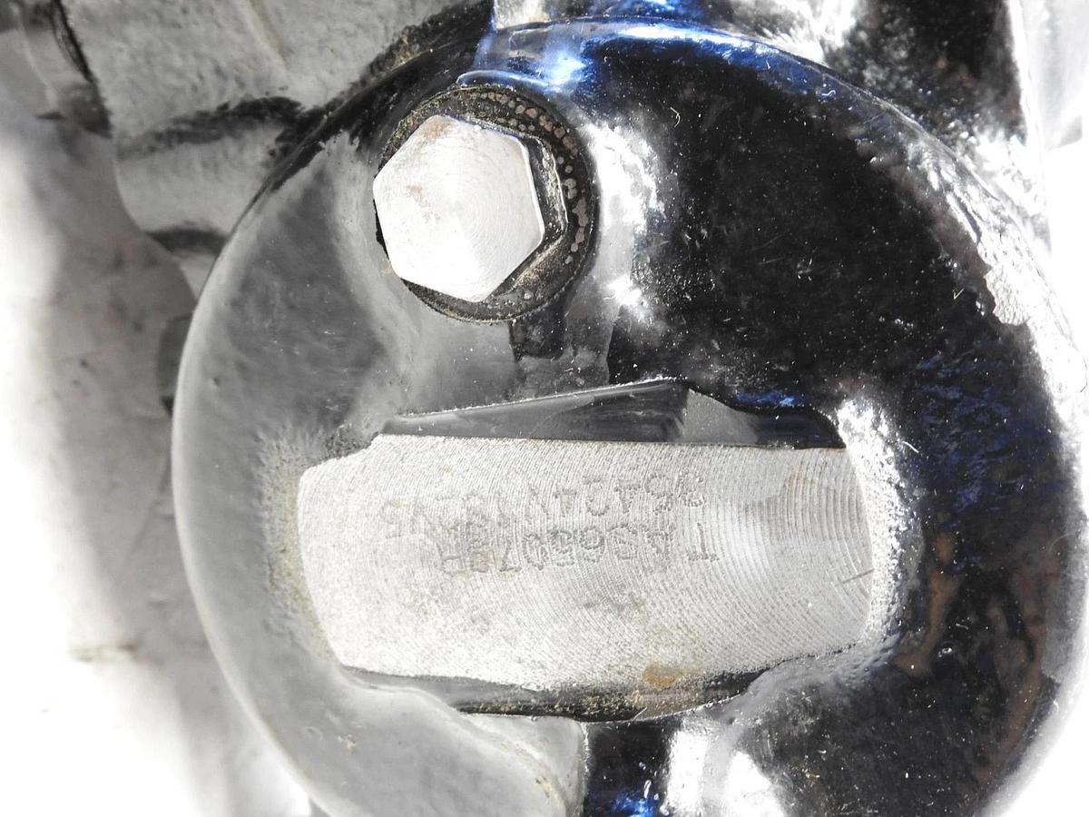 TRW Steering Gear Box Gearbox TAS65079R For Semi Truck Kenworth Freightliner