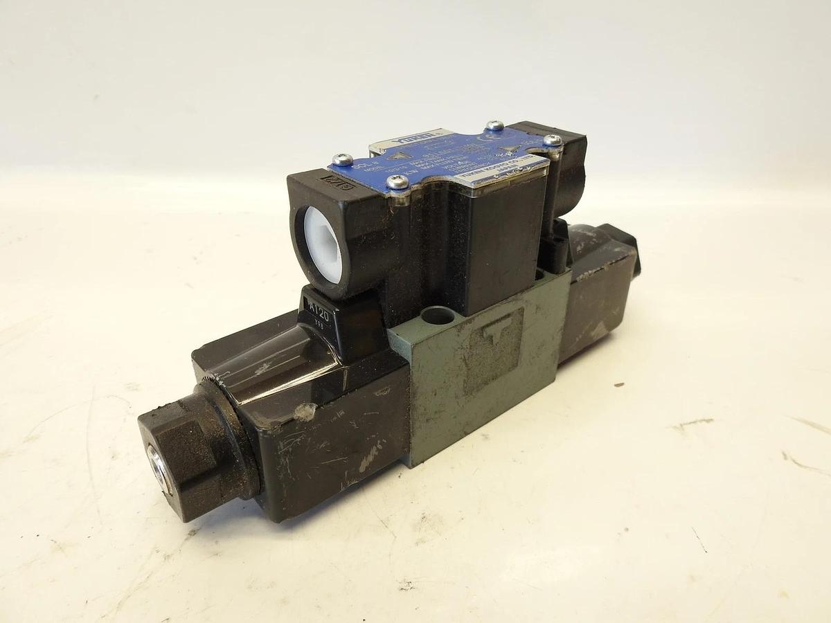 Genuine Yuken Directional Valve 951A0113H01