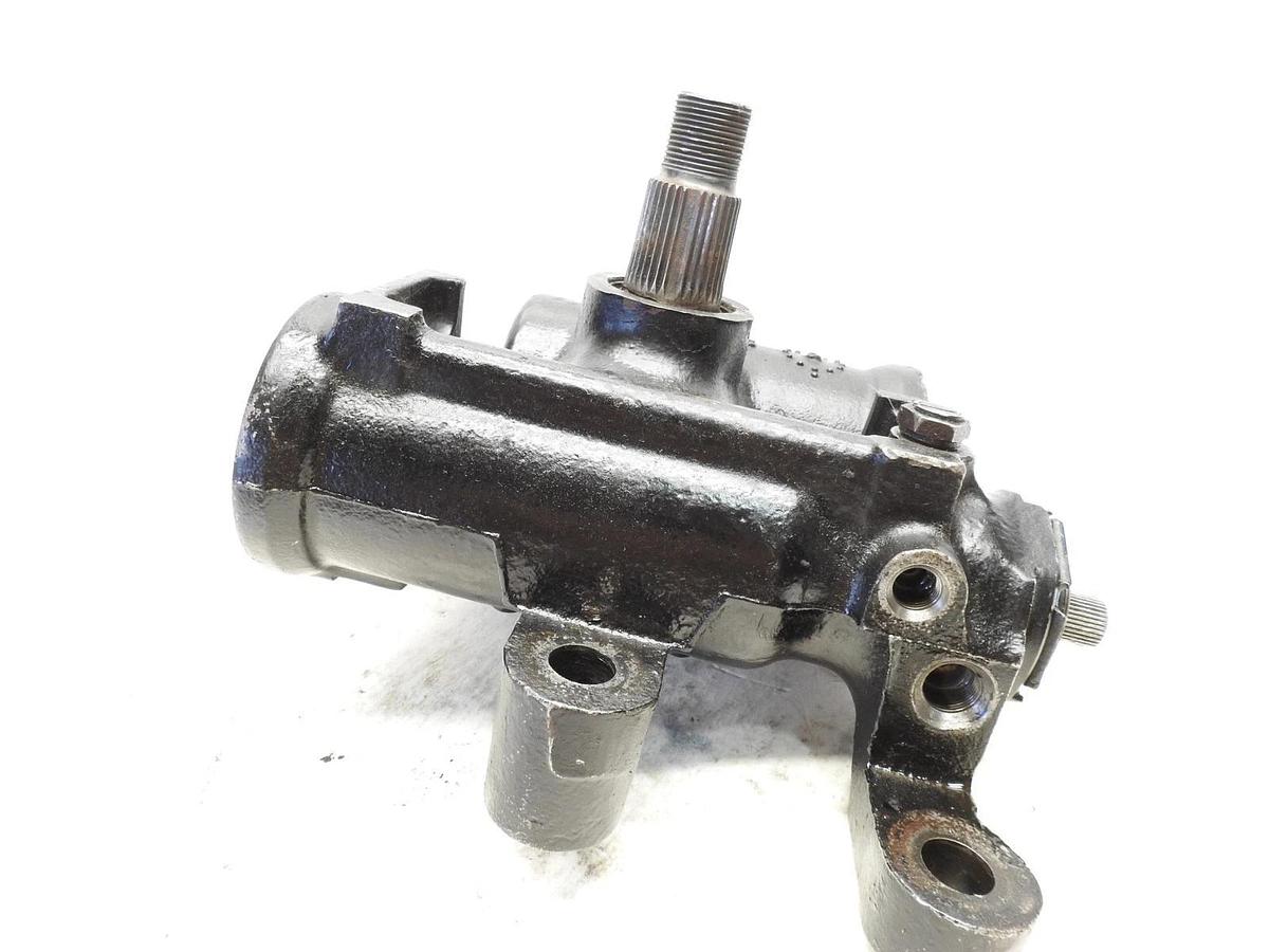 AS IS SAGINAW POWER STEERING GEAR BOX 26002502 1998-2005 INTERNATIONAL,CHEVY,GMC