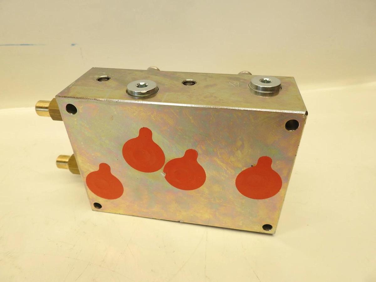 New Oem Danfoss GEA 4 Way Valve Block 390-004260-302 032F5800 032F5800