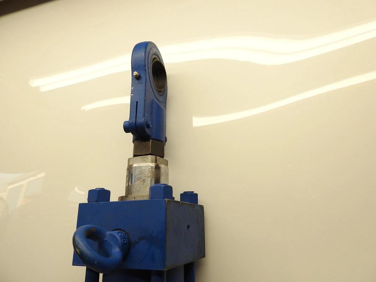 New Oem Bosch Rexroth Hydraulic Cylinder 7472A19104 CDT3MP5 CDT3MP5/80/56/450Z30