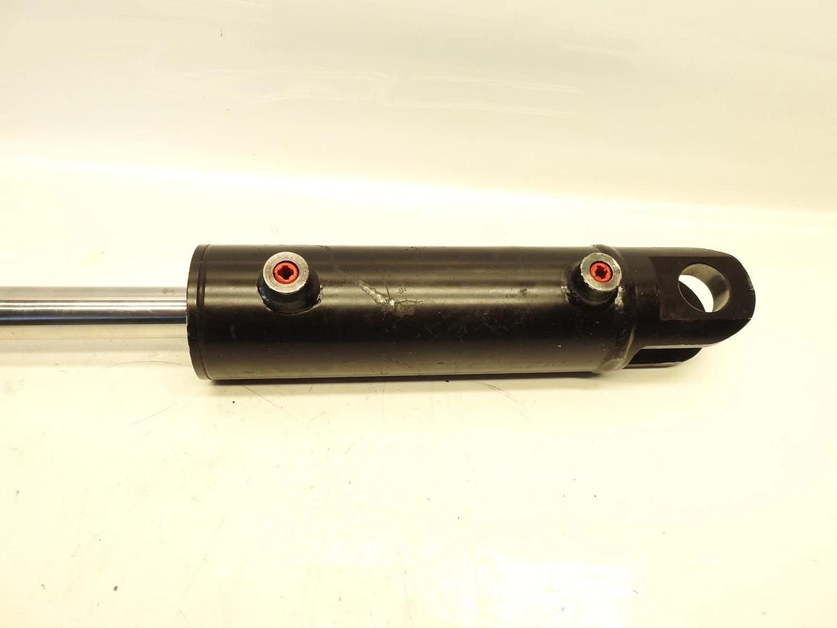Single Rod Tilt Threaded End Hydraulic Cylinder D597467, End to Pin Length 21.75