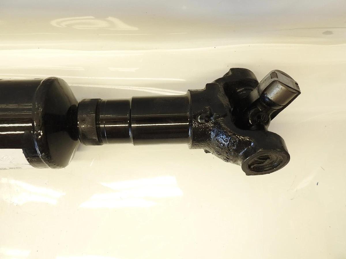 New Oem JLG 1017488500 Drive Shaft