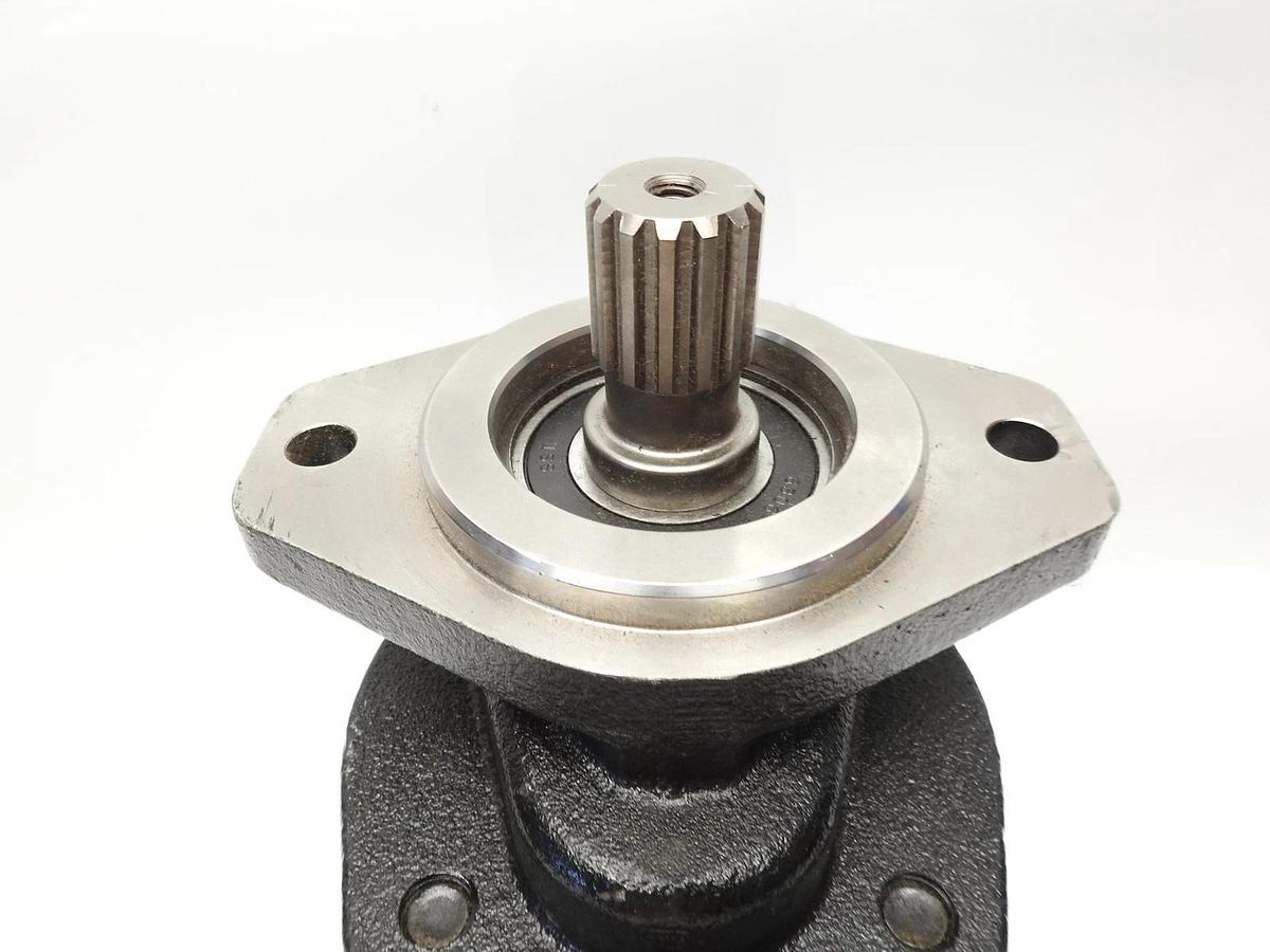 New Oem John Deere Hydraulic Motor 0331339692 Parker 3239210059