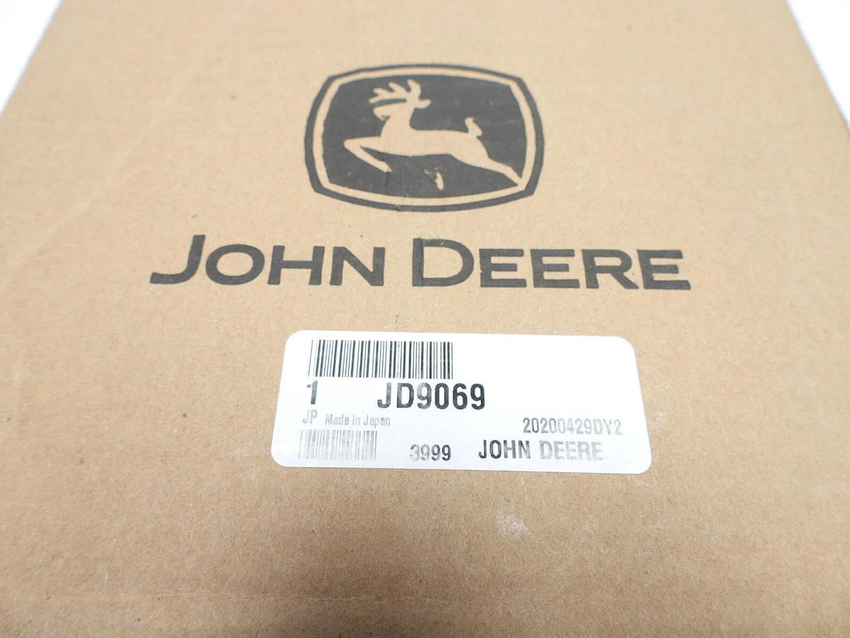 New Oem John Deere JD9069 Cone tapered roller bearing