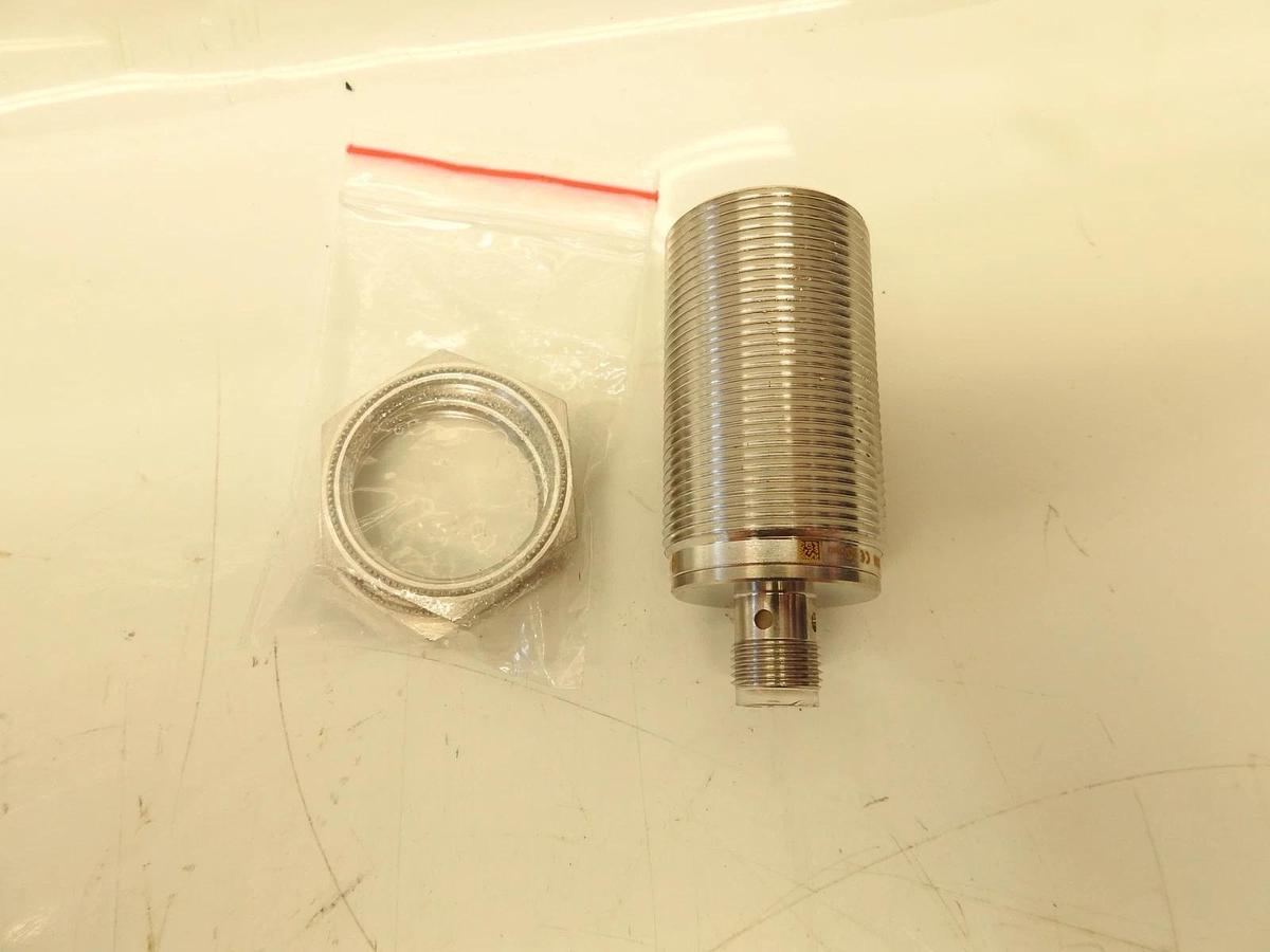 NEW OEM Sealed! Allen Bradley Proximity Sensor Switch 10-30VDC, 30mm Diameter