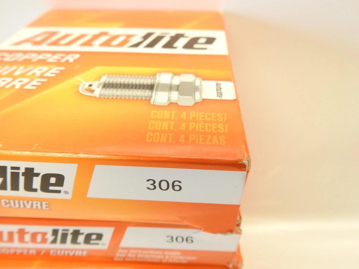 Lot Of 28 Autolite Copper Core 306 Spark Plugs for A9 6004 511 48 3210 Ignition