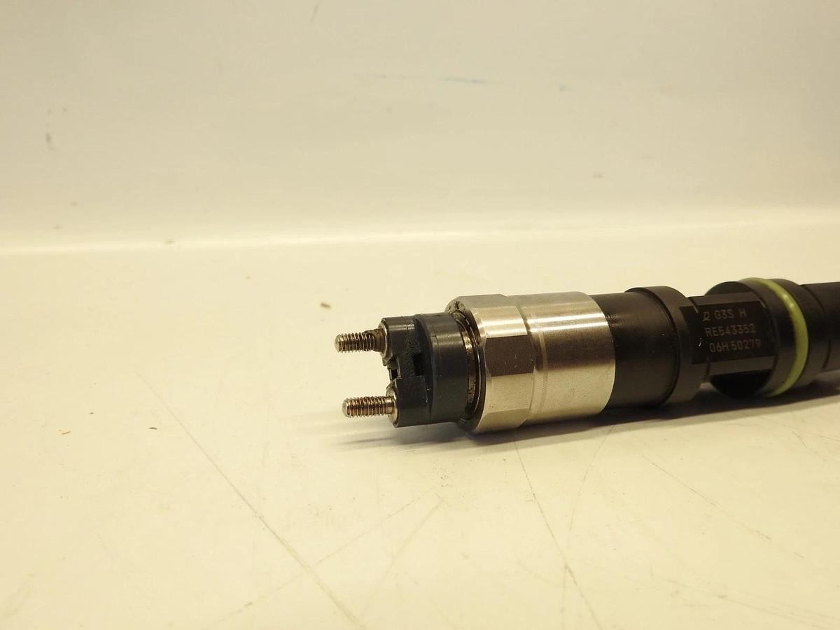 New Oem John Deere Common Rail Injector RE543352