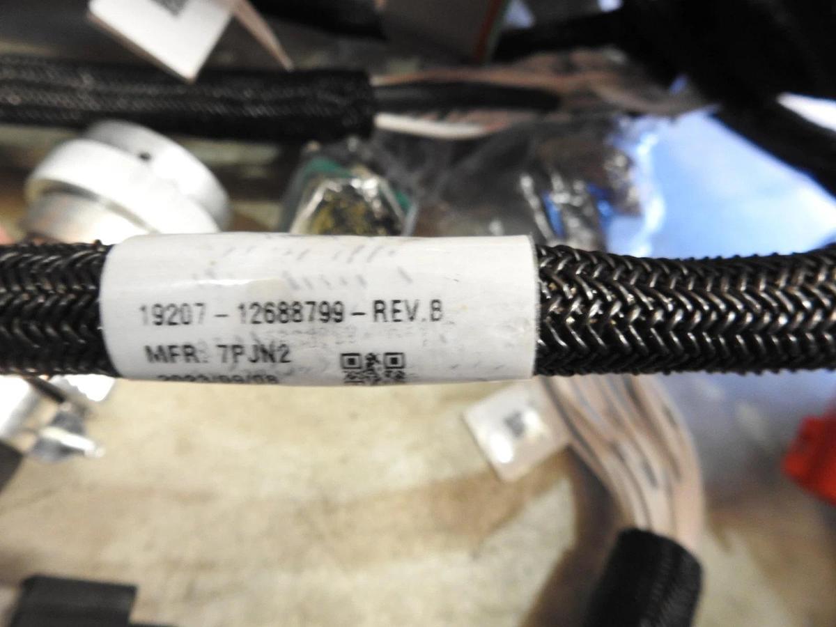 New Genuine HUGE WIRING HARNESS 19207-12688799  12688799  7PJN2