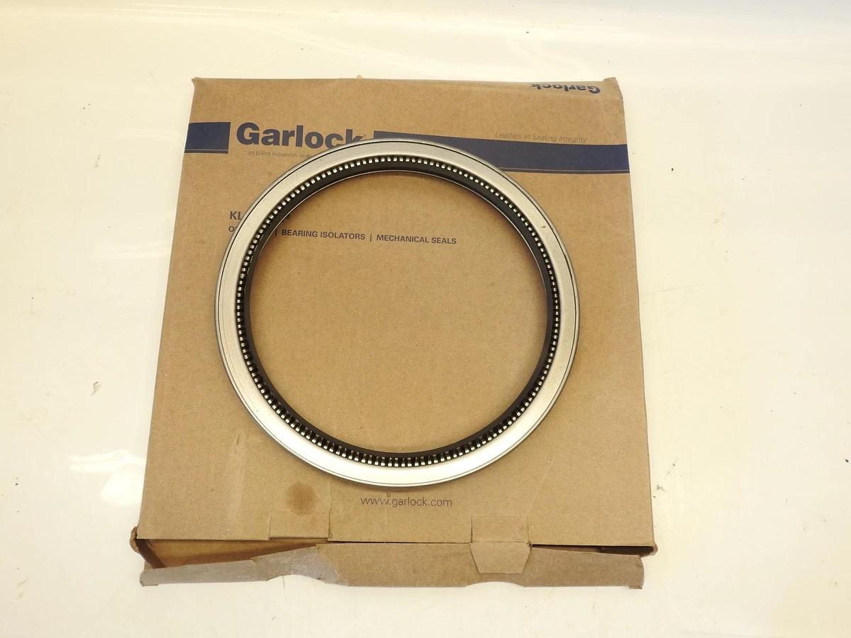 NEW OEM GARLOCK 53X3552 OIL SEAL 21086-3552 GREASE SEAL 7-1/2X9.000X5/8