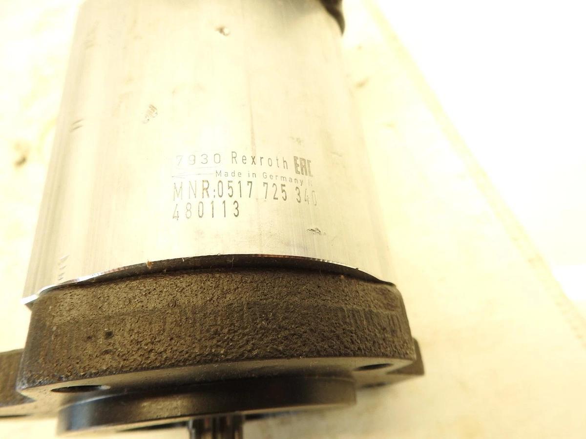 Genuine CNH Case New Holland 84263360 Hydraulic Gear Pump 25.67CC 3000 Rpm