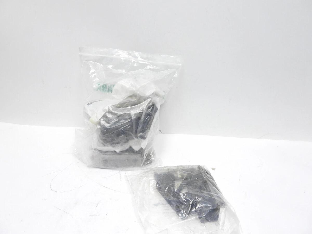Lot Of 5 Behringer Pipe Systems R7h5150-Pp Tube Clamp Kit,Tube 1 1/2In,Carbon St