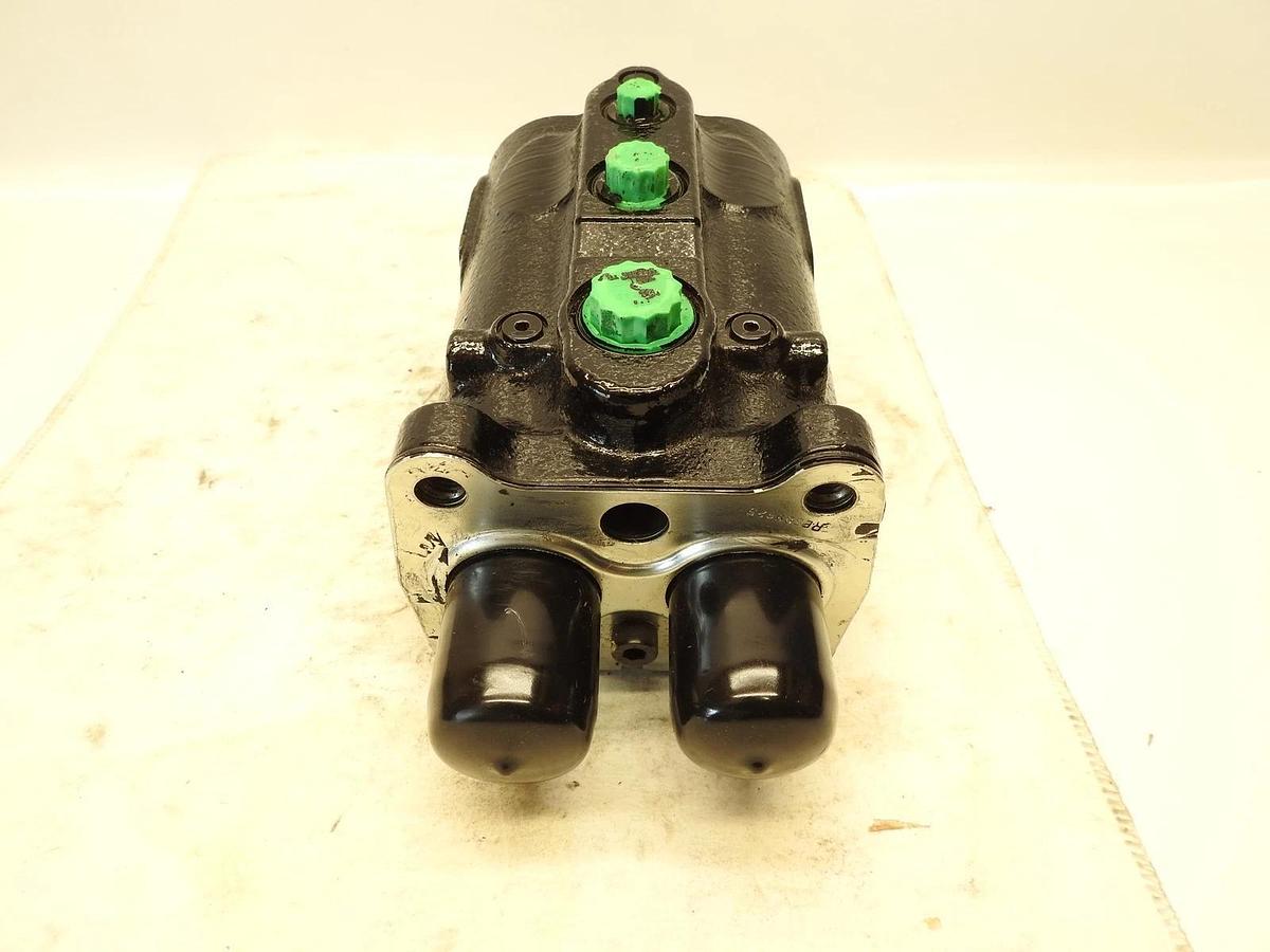 New Oem John Deere RE589625: Control Valve