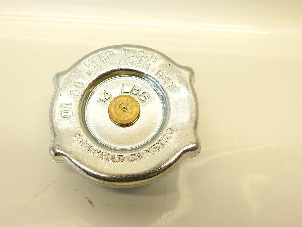 New Genuine Oem New Holland Radiator Cap Part # 87749607 for Skid Steers, Haytoo